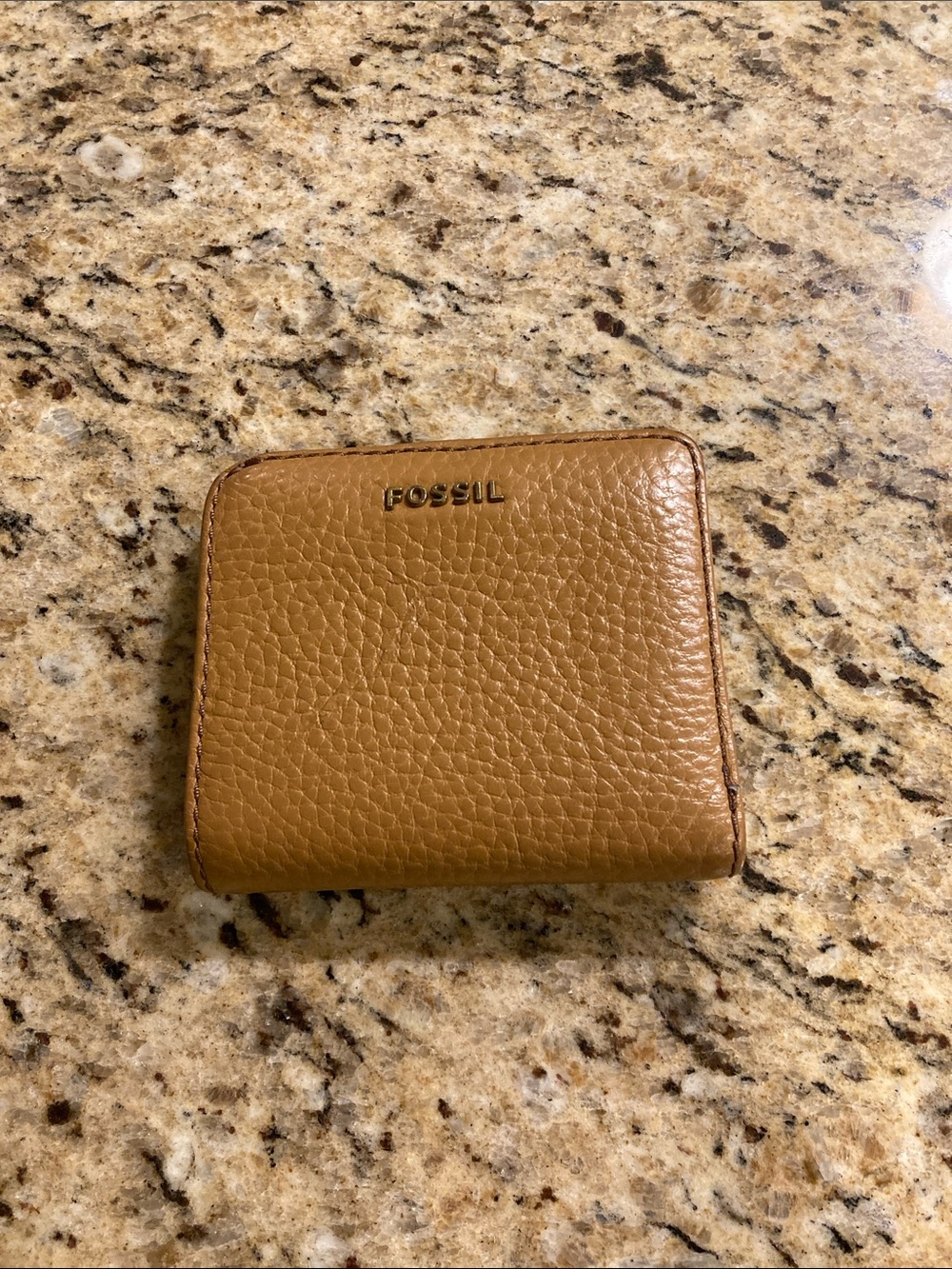 Fossil Small Pebbled Leather Zip Card Holder in Camel